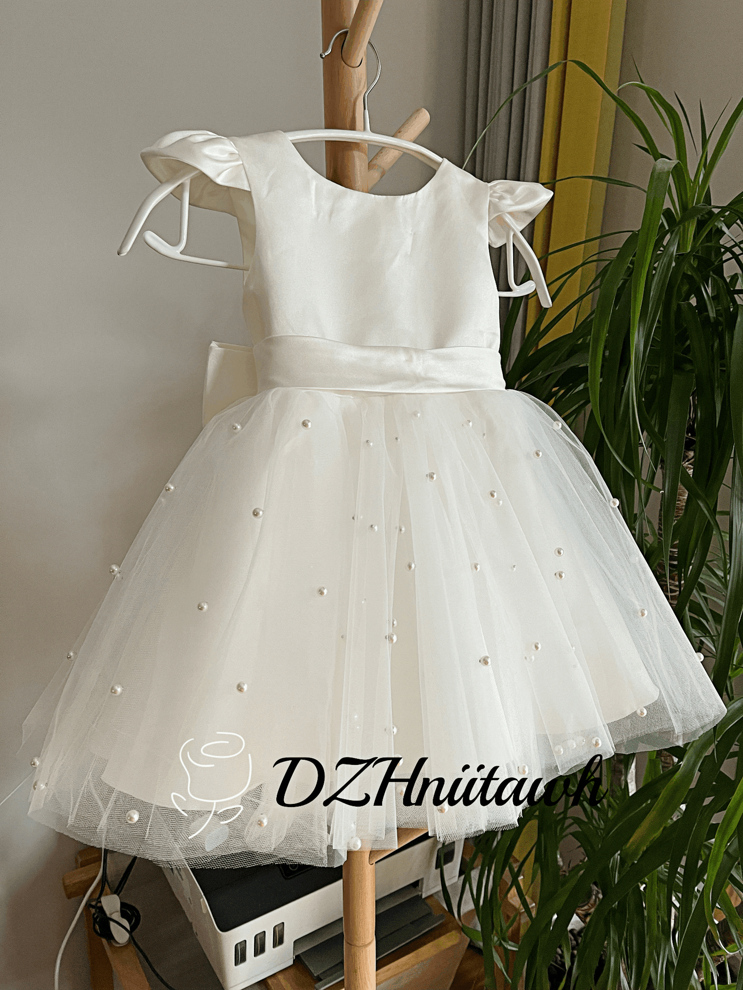 Light ivory flower girl dress with pearls, v back top flower girl dress, pearls tulle flower girl dress tea length, birthday communion tutu girl dress