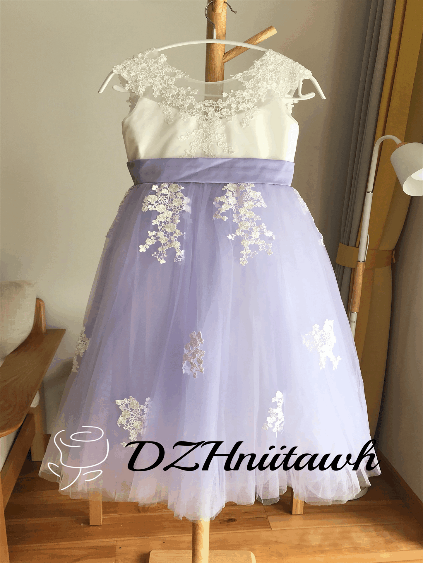 Purple lace flower girl dress, tulle flower girl dress, illusion birthday girl dress with lace applique, tutu flower girl dress