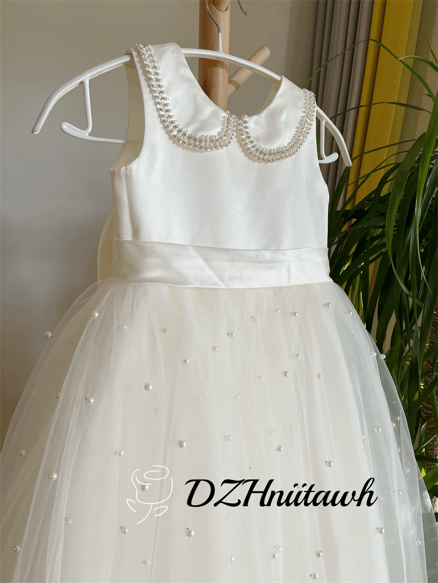 Light ivory flower girl dress, beaded neckline flower girl dress, tulle flower girl dress with pearls, elegant birthday girl dress, communion girl dress floor length